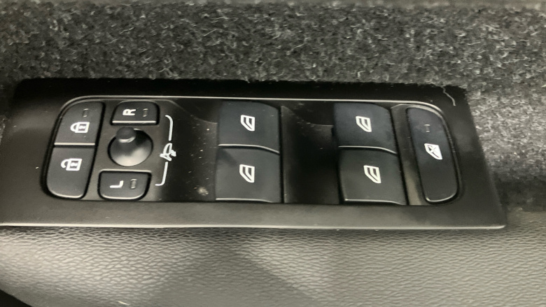 Volvo Xc40 1.5 T3 [163] Inscription 5dr Geartronic Petrol Estate